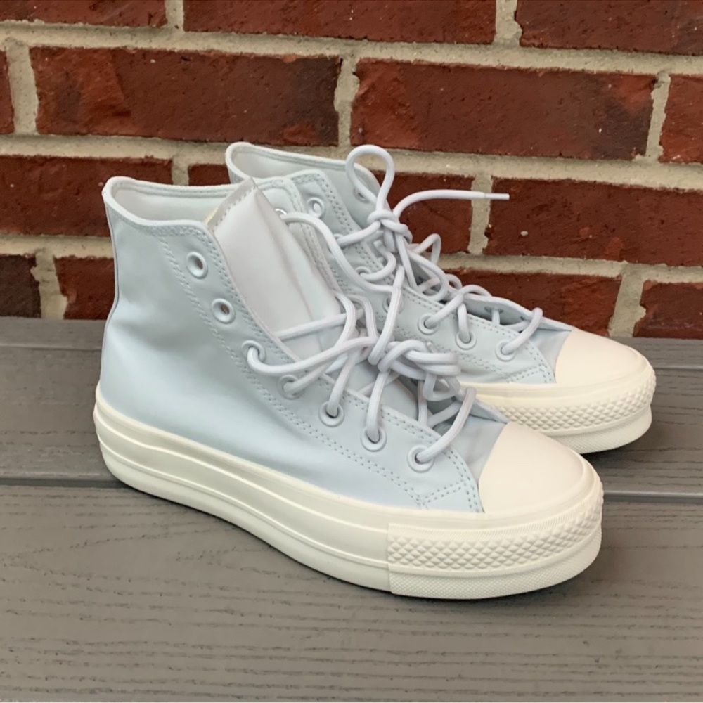 Converse Chuck Taylor All Star Lift Platform Sneakers